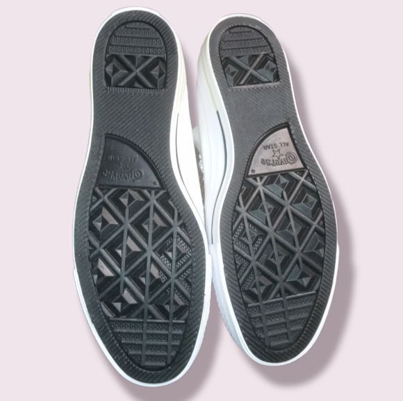 CHUCK TAYLOR CONVERSE ALL STARS - Picture 4 of 14